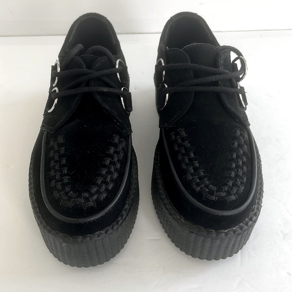 T.U.K Footwear Loafers Black Velvet Viva Mondo Creeper Platform Shoes Size 5 - Picture 10 of 13